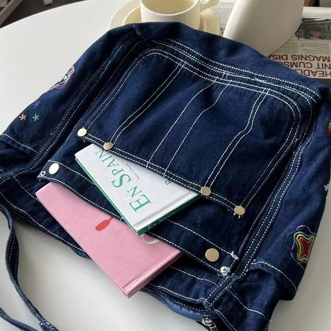 Vintage Denim Bag for Women, Japanese Style Shoulder Bag for Commuting, Student Class Bag, Crossbody Bag with Rivets, Casual and Versatile Vintage Denim Bag for Women, Japanese Style Shoulder Bag for Commuting, Student Class Bag, Crossbody Bag with Rivets, Casual and Versatile