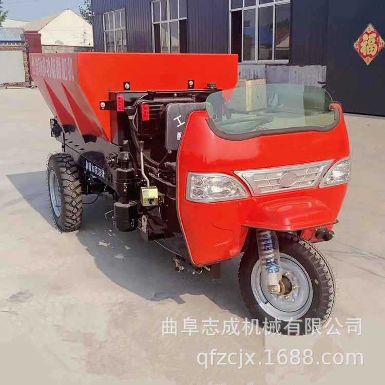 柴油三轮撒肥车 撒肥料的抛肥机 农用多功能撒肥车