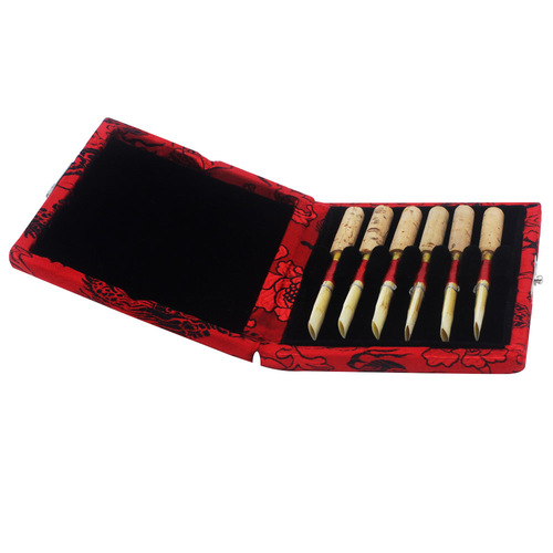 Factory direct sales portable 6-pack oboe reed box pattern silk reed storage box protective box wholesale