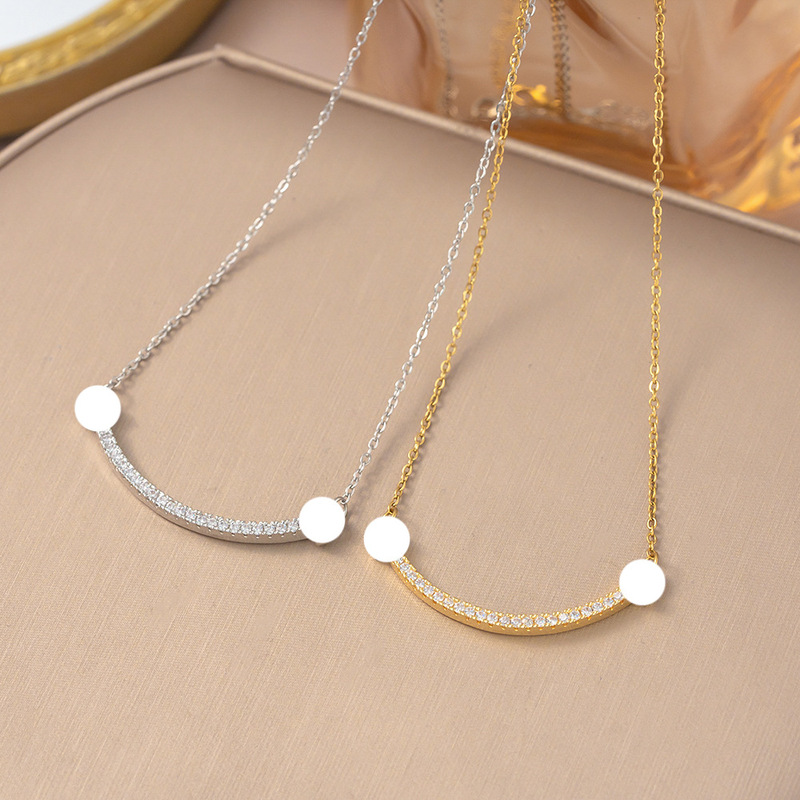 French-Style Light Luxury Fairy-Like Temperament Full Diamond Smile Necklace for Women, Fashionable and Exquisite Fairy-Like Sweet Smile Simple Collarbone Chain French-Style Light Luxury Fairy-Like Temperament Full Diamond Smile Necklace for Women, Fashionable and Exquisite Fairy-Like Sweet Smile Simple Collarbone Chain