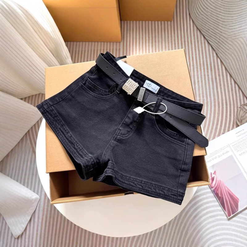 European Hot Pants Black High Waist Denim Shorts Women's 2025 New Summer A- word Slimming All-match Spice Girls Wide Leg Pants European Hot Pants Black High Waist Denim Shorts Women's 2025 New Summer A- word Slimming All-match Spice Girls Wide Leg Pants