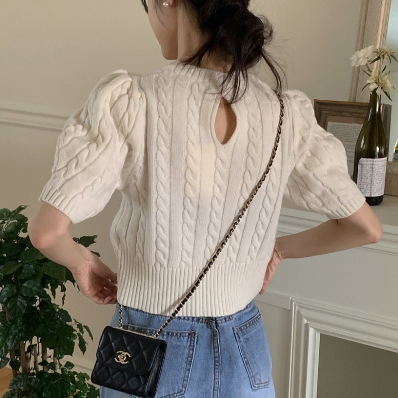 Korean Ins Spring New Niche Fashionable Twist Retro Versatile Short-Sleeved Knitwear Top Puff Sleeve Knitwear