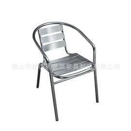 藤编桌椅;户外金属桌椅;户外实木桌椅