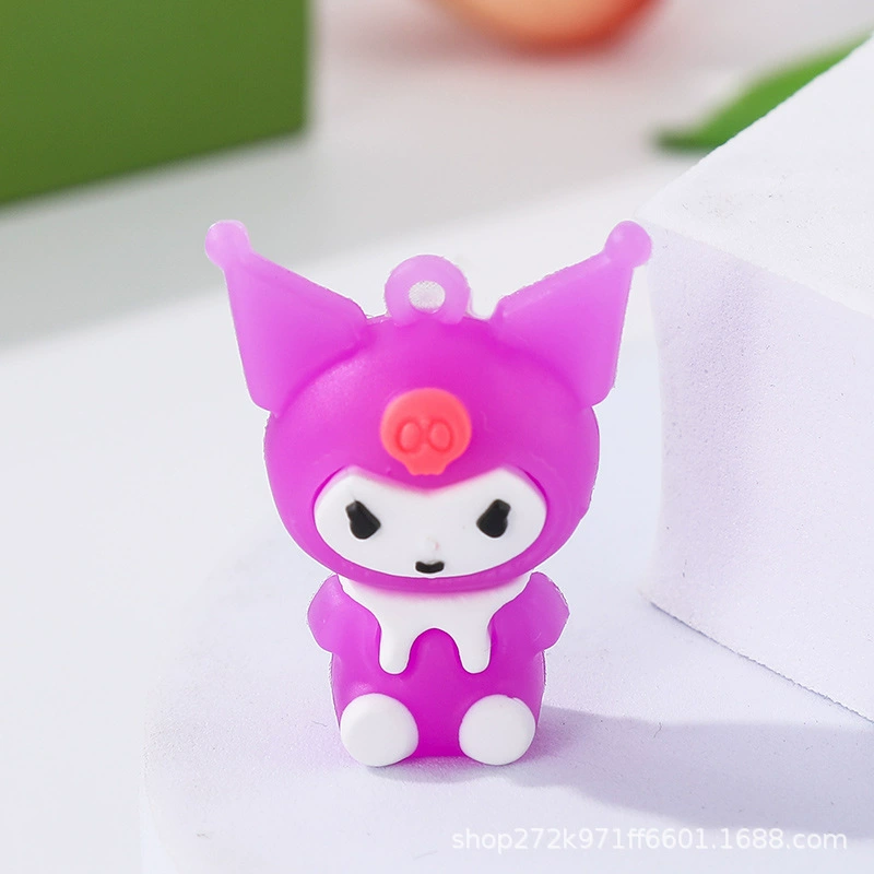 Ключница (Sanrio) кулон из силикона Kuromi, милый рождественский талисман, 3 × 1 × 4 см, assorted