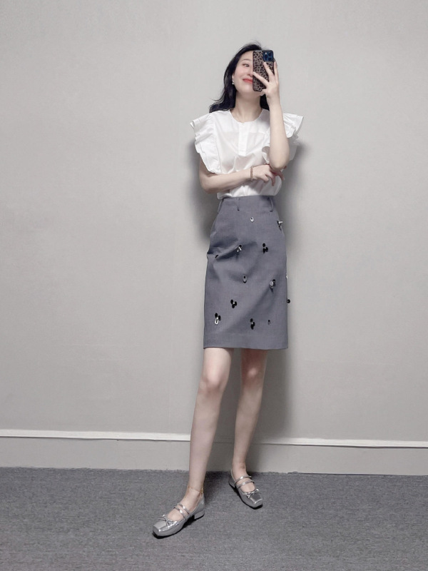 白色荷叶边小飞袖衬衫女夏季温柔风气质时尚套装a字半身裙两件套|undefined