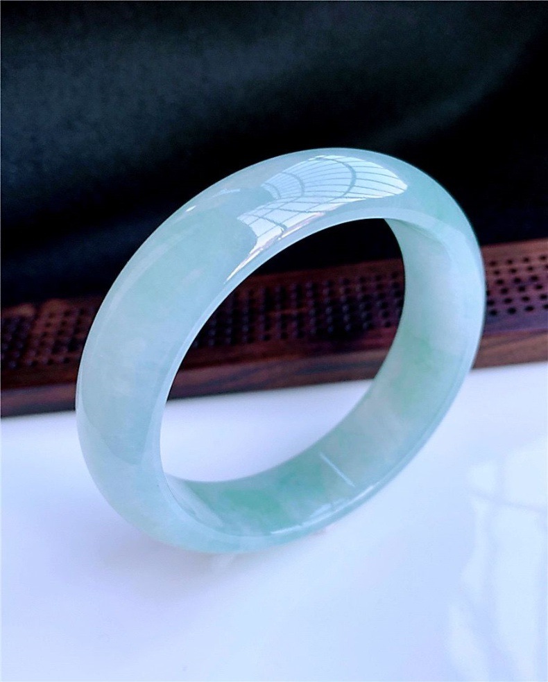 Vòng tay ngọc bích tự nhiên Miến Điện băng sáp, đường kính trong 51–65 mm chi tiết 4