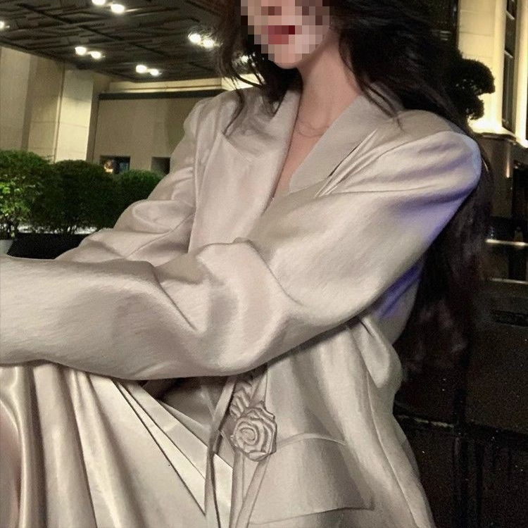 感缎面西装外套女2025春秋休闲宽松西服v领镂空吊带裙两件套爆款|undefined