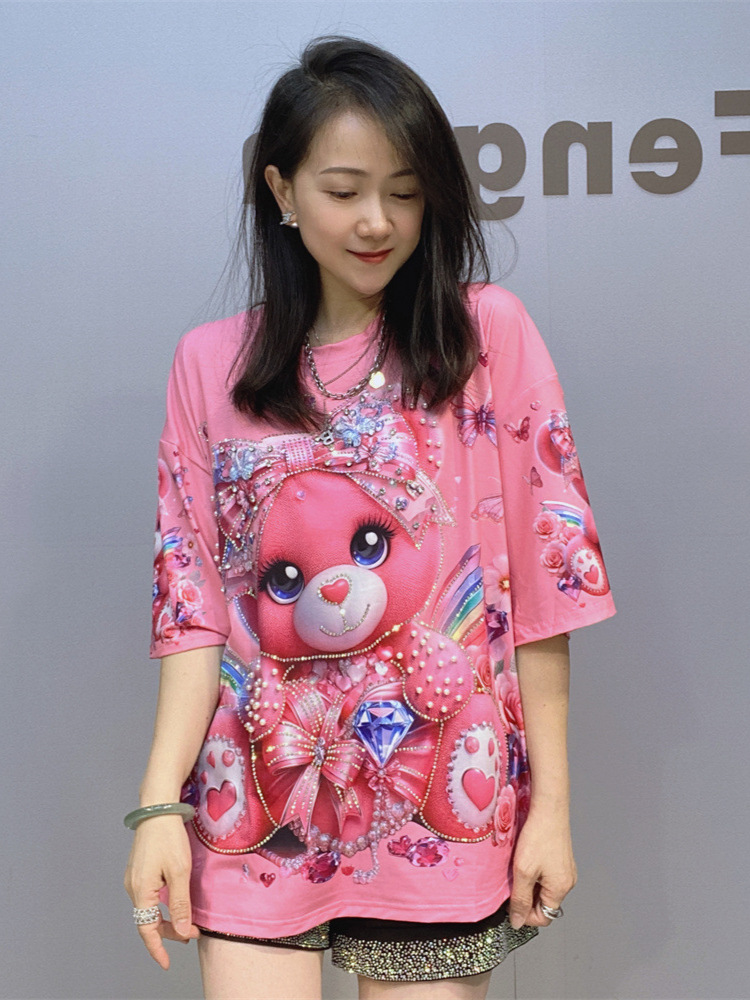 漫画熊重工釘珠丸襟半袖tシャツ女性夏プリントファッション半袖大サイズ上着対外貿易女装潮