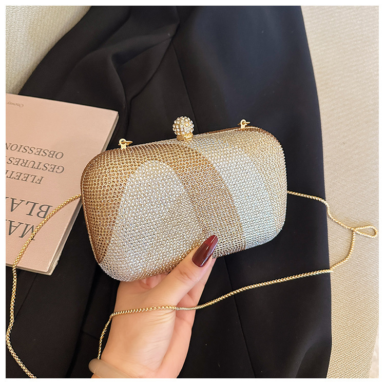 Bolsa de cena de lujo ligera transfronteriza de damas, bolsas de mano de diamante brillante, bolsas de cena de boda de cadena de alto nivel