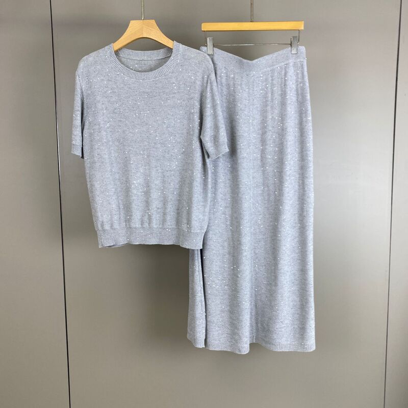 Nanyou Gongpin 26 Spring/Summer New Bc Linen Cotton Sequin Round Neck Pullover Knit Short Sleeve Elastic Waist Skirt Set Nanyou Gongpin 26 Spring/Summer New Bc Linen Cotton Sequin Round Neck Pullover Knit Short Sleeve Elastic Waist Skirt Set