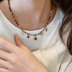 中古风日星交辉‌小蜜蜂吊坠锁骨链美拉德虎眼石贝壳珠项链新款颈