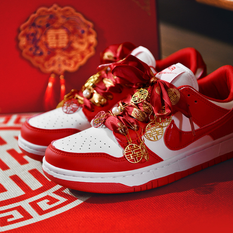 Aj Wedding Shoes Bridal Shoes Hexiu Wedding Dress Two-Wear Aj1 Women's Shoes Flats Sneakers Sneakers Red Xiuhe Wedding Shoes