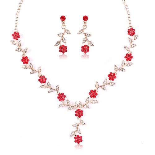 Factory direct supply to European and American necklace sets for brides, retro and versatile plum blossom shape inlaid with colored diamond clavicle chain wholesale