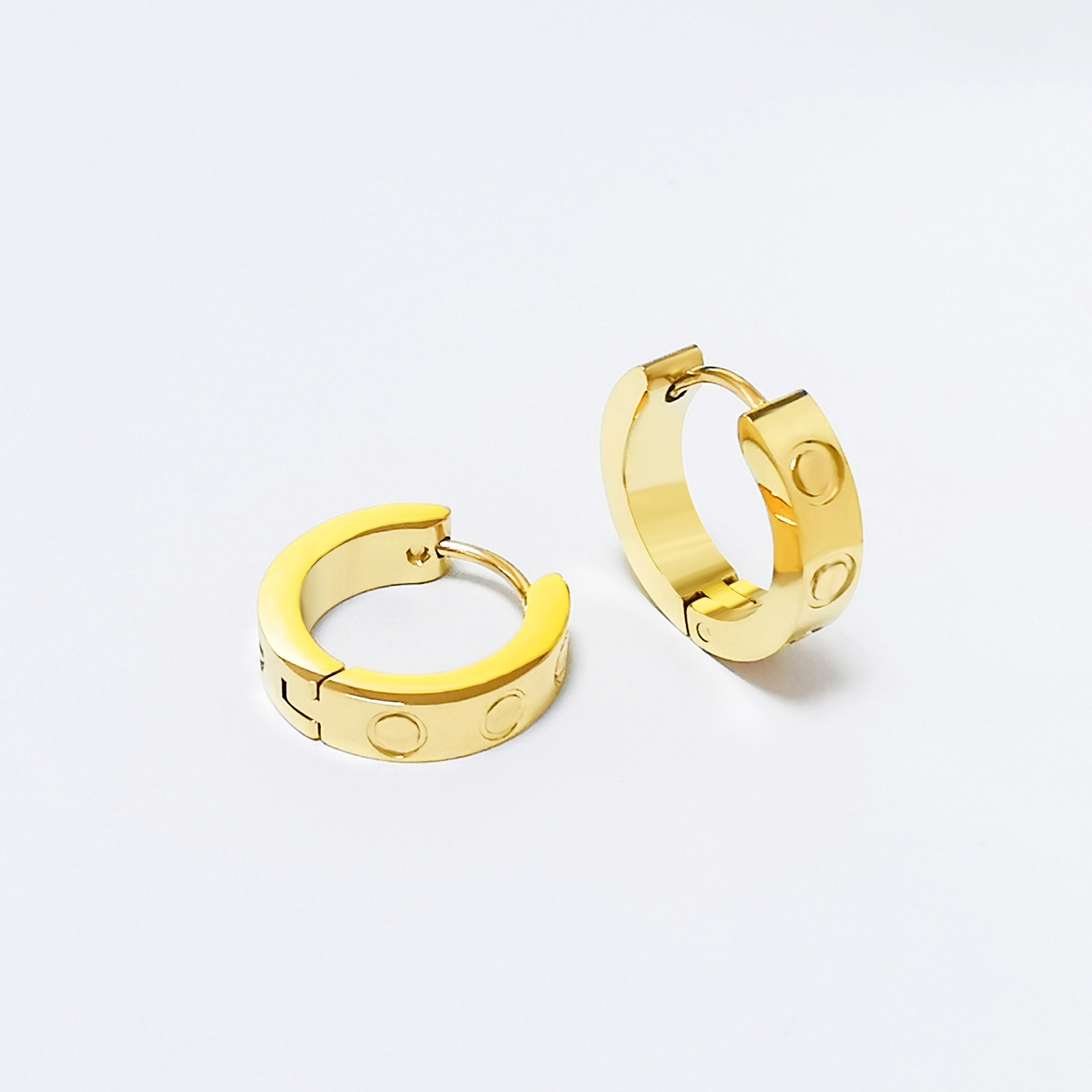Clamp earrings - no diamonds - gold