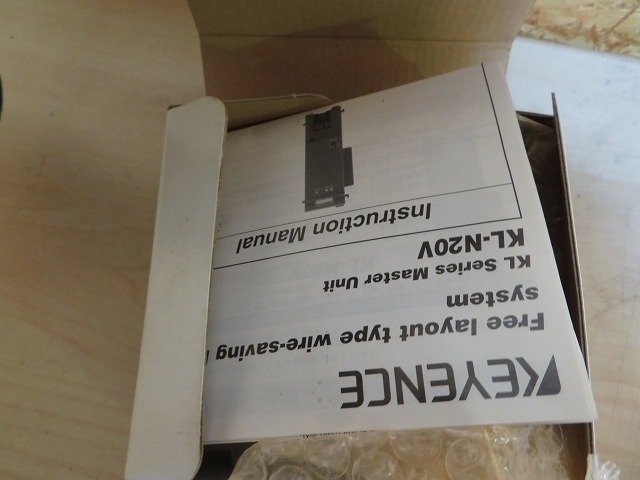 KEYENCE基恩士KV-7500全新原装正品可编程序控制器现货