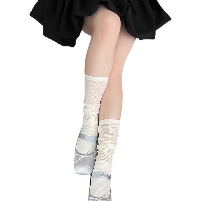 Calcetines de malla de verano de las mujeres medias delgadas calcetines de pila de color sólido calcetines de pantorrilla transpirables sin hueso medio estilo de la Universidad