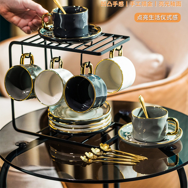 コーヒーカップセット、軽い贅沢、高価値、高級、絶妙なヨーロピアンスタイルのアフタヌーンティーカトラリー、セラミックレトロカップとソーサー|undefined