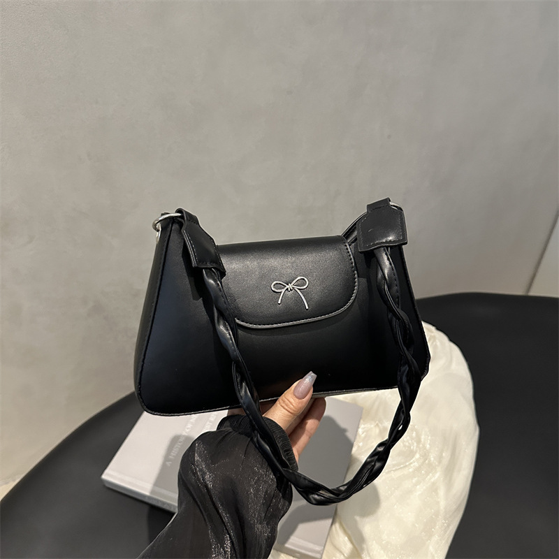 Borsa a tracolla donna elegante con fiocco modello alla moda_voghion.com