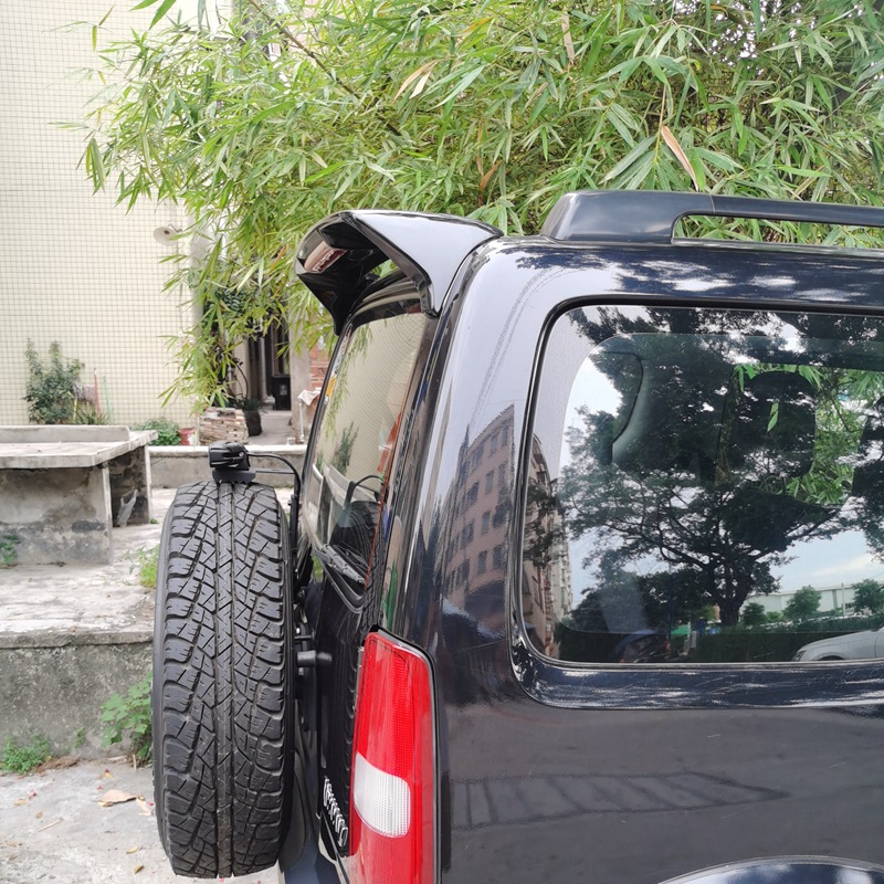 Suitable for 2007-2017 Suzuki Jimny Tail Wing Jimny Modified Special Painted Fixed Wing with Light