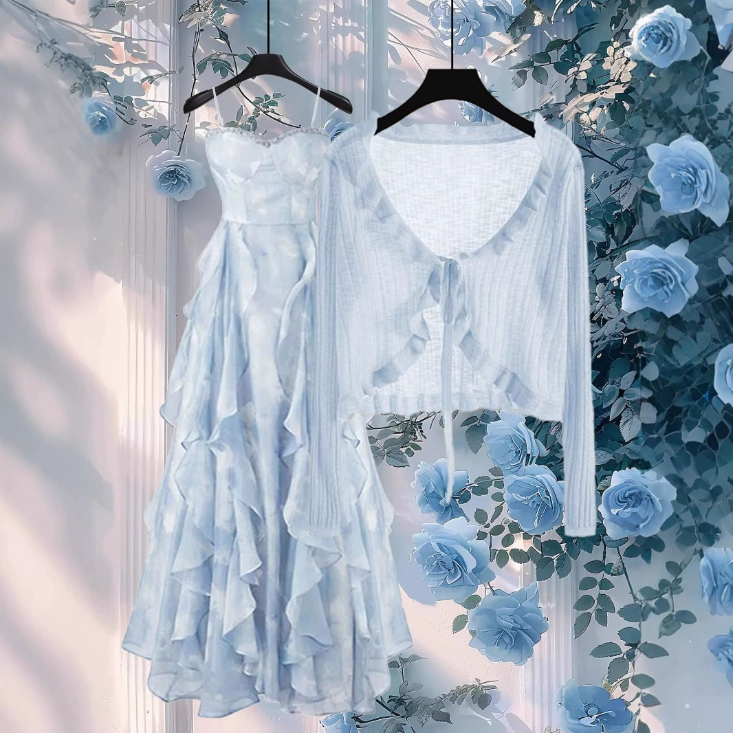 Полный комплект летней одежды: вязаный кардиган из ледяного шелка с защитой от солнца и французское платье-подтяжка из двух частей, которое выглядит стройнящим.