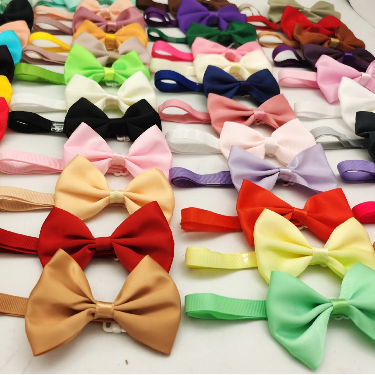 Bow tie