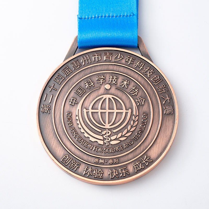 Э��������ƶ���ѧУ�˶��ά�¶��ư�������ɻ����ƶ���