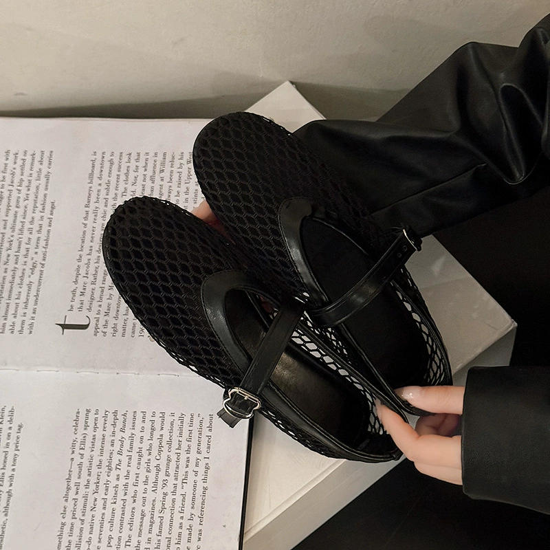 Плоская подошва полые летние новые сандалии женские рыболовные сетки обувь сетка лапша обувь 2025 Mary Jen одиночные ботинки балерина обувь женщина