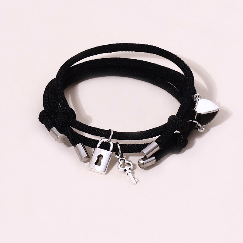 Simple Style Heart Shape Alloy Plating Unisex Bracelets 1 Piece display picture 12