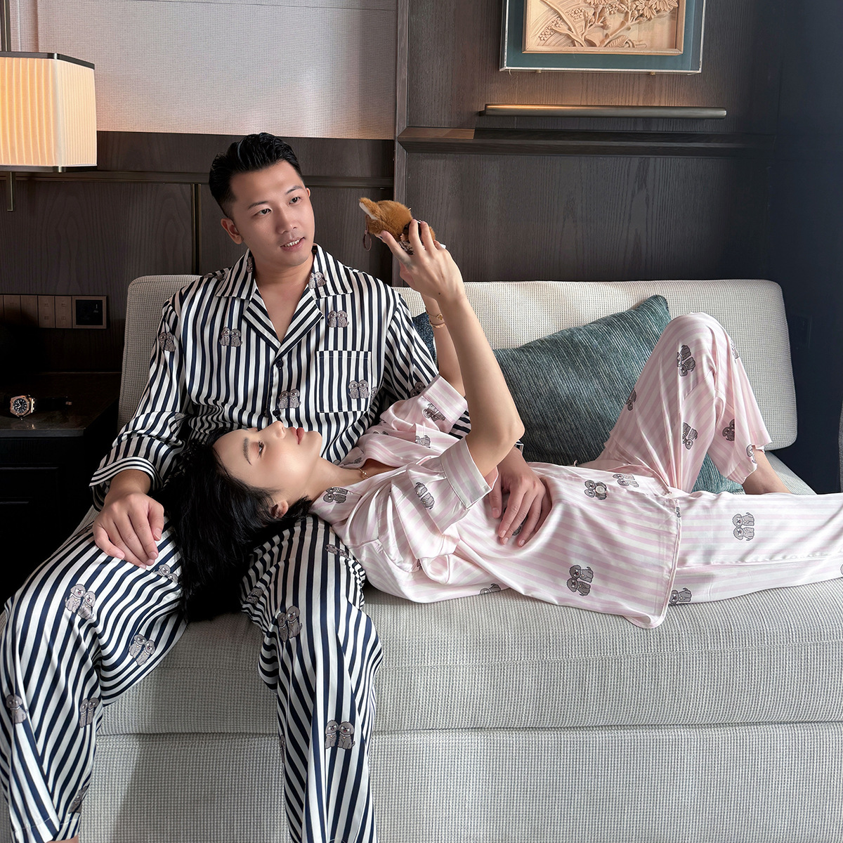 Gong Jun's Same Style Starlight Satin Puppy Ice Silk Striped Home Wear Men's Long-Sleeved Pants Suit All Year Round Couple Pajamas