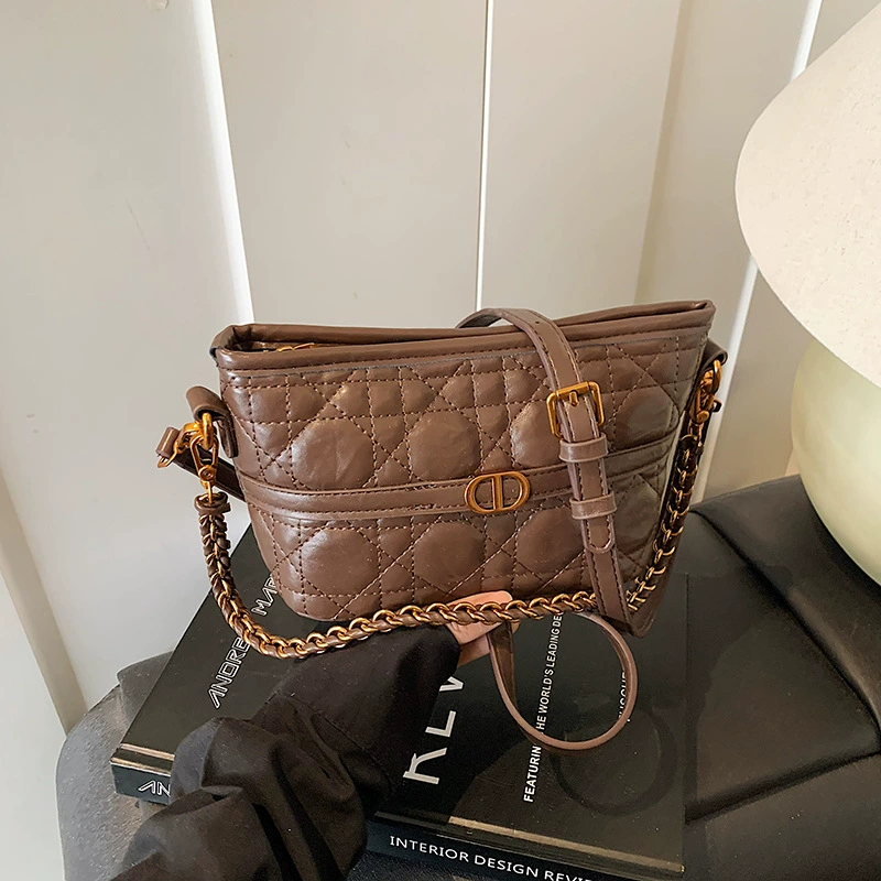 Плечевая сумка (в стиле Chanel) ретро с ромбовидной стёжкой, маленькая, 24×13×8,5 см