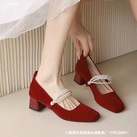 厂家直销粗跟婚鞋酒红色丝绒单鞋女法式珍珠玛丽珍旗袍高跟鞋宴会