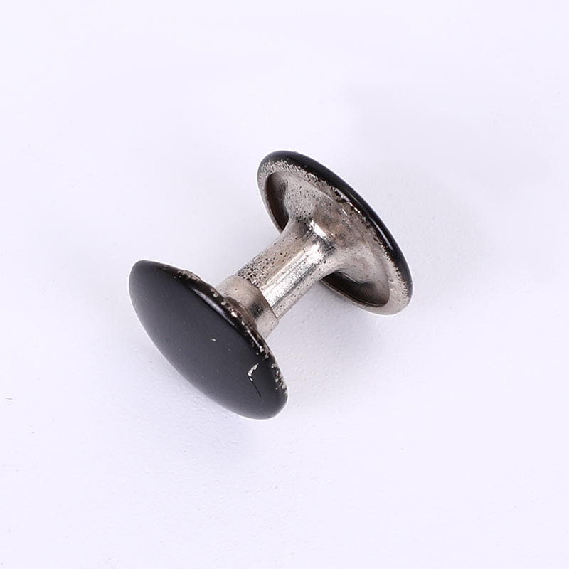 Pintado con pulverización de metal negro, remaches de ropa, bolsas, accesorios de fijación, clavos de sombrero de doble cara, clavos de perforación redondos de cuero
