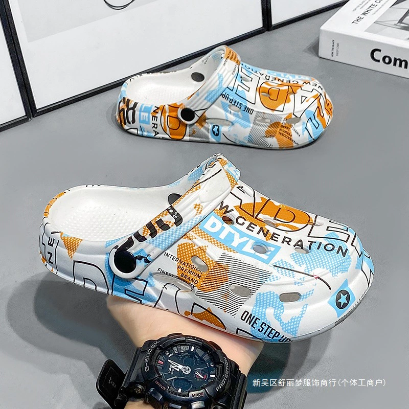 Детская обувь «крокодил» Тапочки на мягкой подошве с принтом Тапочки для мальчиков Полые сандалии для мальчиков Двухслойная пляжная обувь для женщин