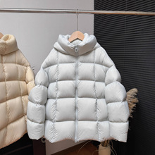 2025冬季新款白鹅绒泡芙连帽方块羽绒服女一手长宽松保暖外套