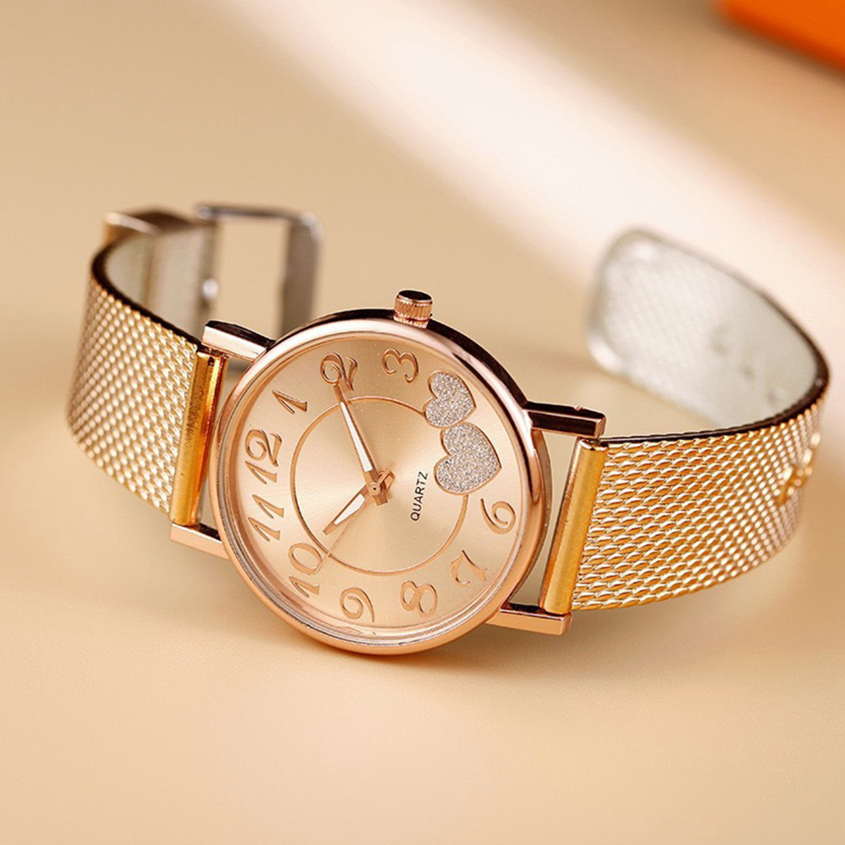 Fashion Heart Shape Single Folding Buckle Quartz Women's Watches display picture 3