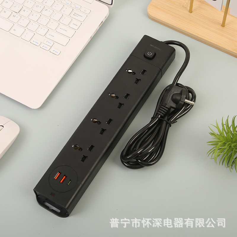 Tarjeta de absorción de cañón doble de alta frecuencia 2USB + 1PD estándar británico estándar europeo estándar americano bolsas neutras blancas y negras Arabia Saudita Dubai