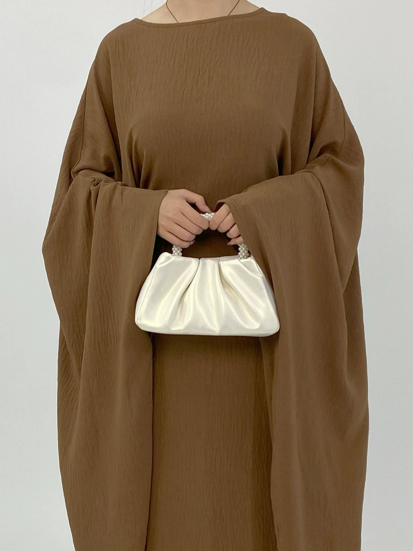 Brace, dress with sleeves, (Cross-border trading)