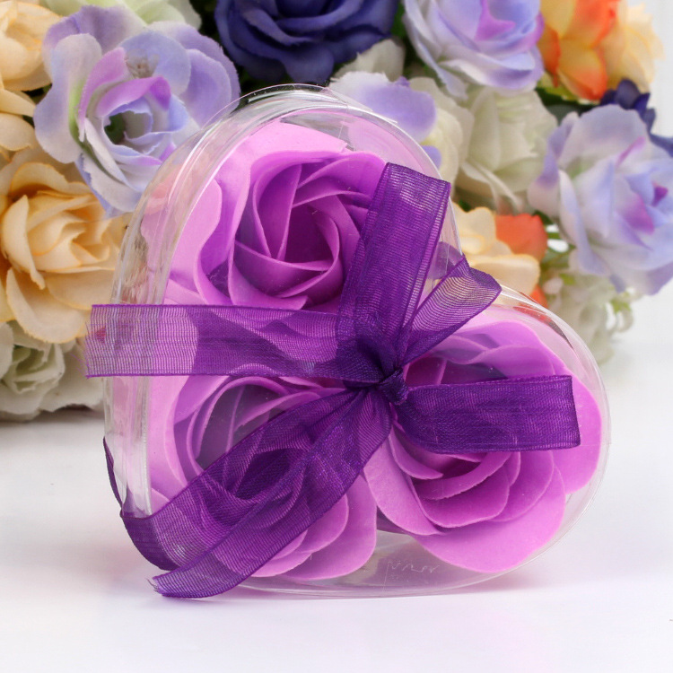 3 Heart-shaped Roses Soap Flower Gift Box Valentine's Day Creative Small Gift display picture 4