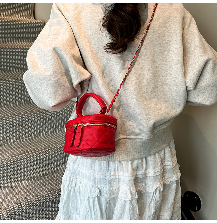 169g Weight Zipper Closure Type Single Shoulder Strap Strap Type Shoulder Bag Bags Type Casual Occasion Pu Leather Material Solid Color Pattern All Seasons Season Women's Gender Streetwear Style Square Shape Women's Pu Leather Solid Color Streetwear Square Zipper Shoulder Bag 30