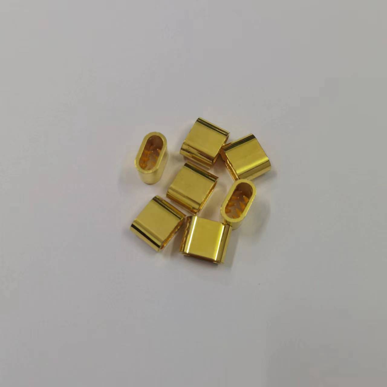 Gold Flat Buckle Gold-Plated Barbed Buckle Manufacturer Direct Sales Discount Disposable Wrist Webbing Ribbon Buckle Button