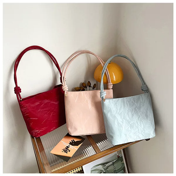 New Niche Women's Handbag with a High-End Feel, Fashionable and Trendy Bag, Simple and Elegant, Versatile for Commuting, Shoulder Bag
