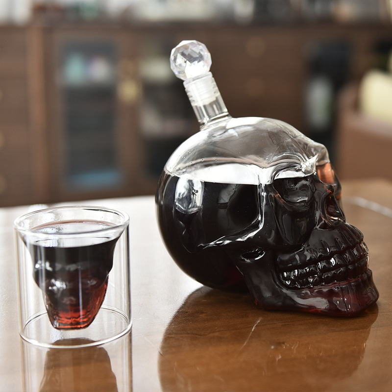 Suministro transfronterizo cráneo hueso botella de vino botella de vodka 350ml550ml1000ml botella de vino decantador