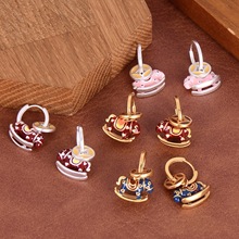 新款卡通混彩摇摇小木马耳扣时尚个性精致设计甜美可爱百搭耳饰品