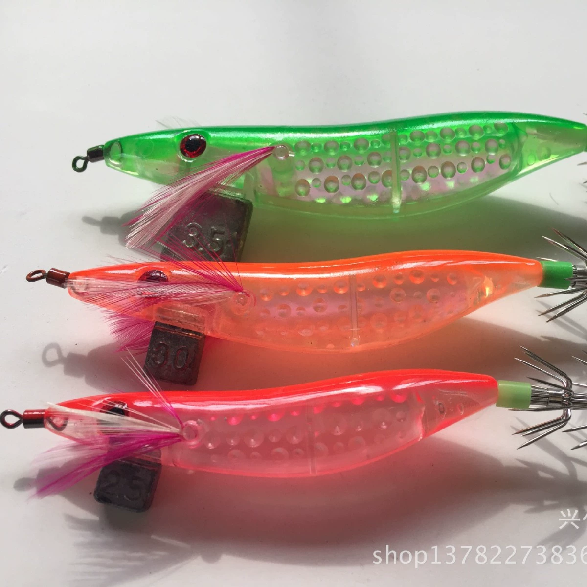 Exit Indonesian banana shrimp night light plastic fish paint shrimp, squid hook bionic biblon road sub -fish bait voltage wholesale
