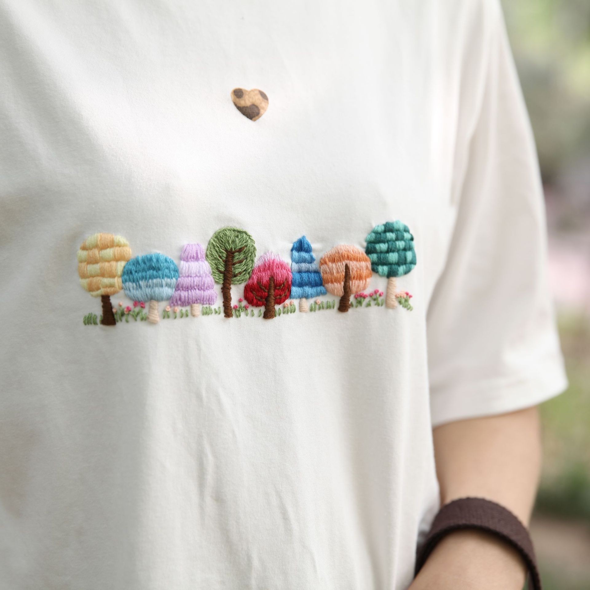 Paquete de material de bricolaje bordado a mano Lu bordado principiante autobordado pareja camiseta pantalones de manga corta regalo bordado creativo