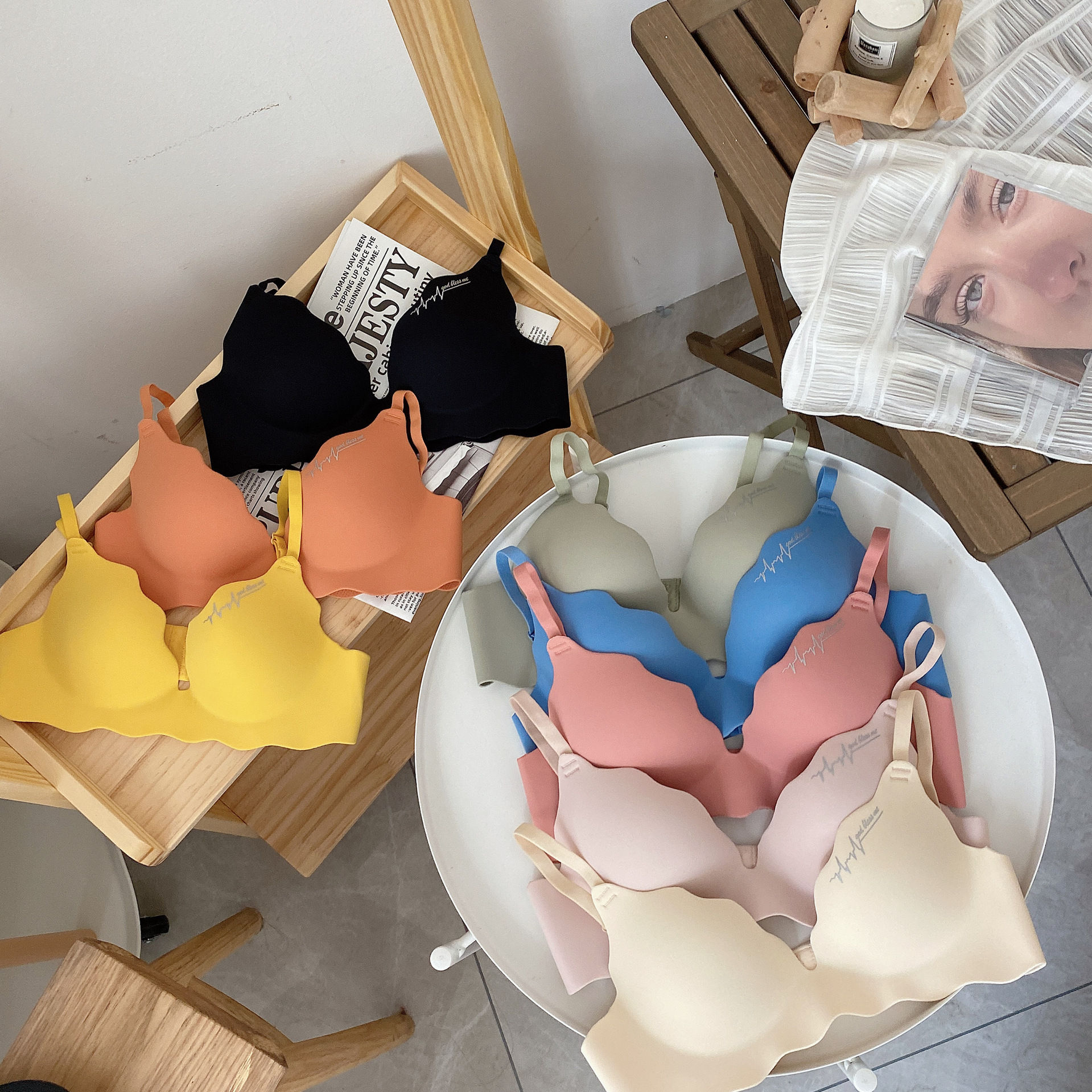 Sin costuras, cómodo, transpirable, recogida lateral, recogida, soporte superior, antideslizante, leche auxiliar, ropa interior antiflacidez, sujetador de texto para niña, tamaño pequeño