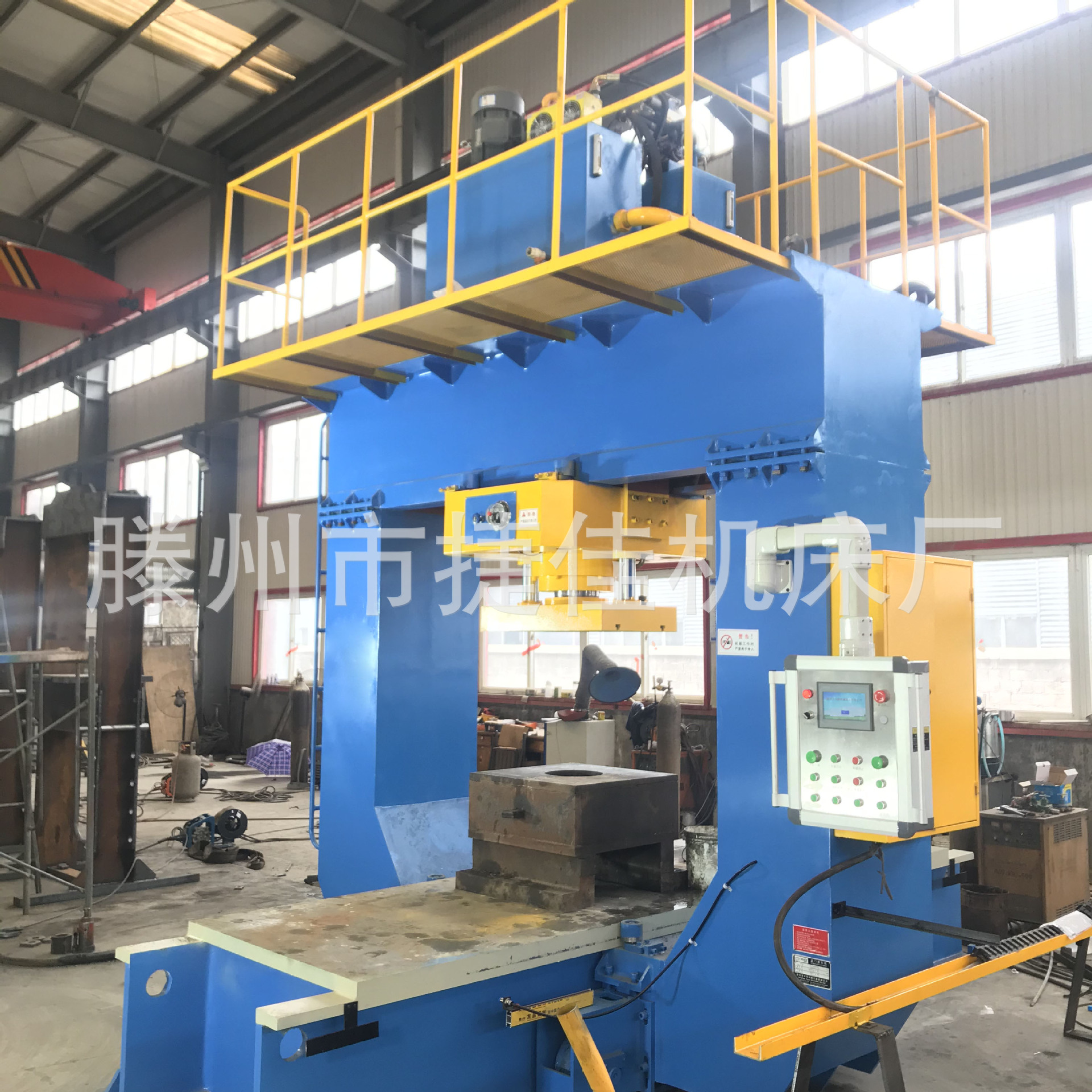 63t小型龙门液压机 100t钢板整平龙门压力机，160t龙门油压机