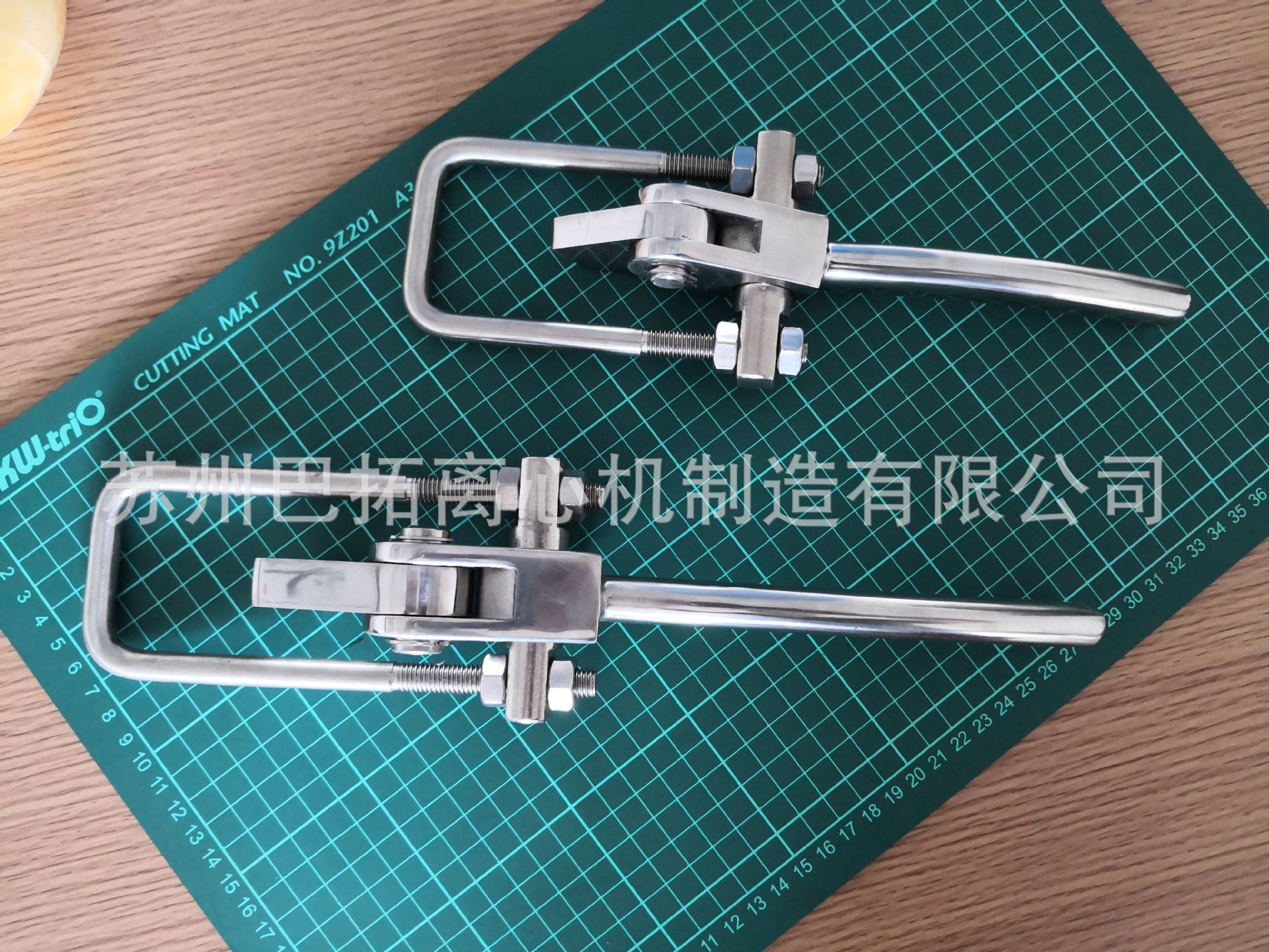 卫生级不锈钢精密浇铸一体式门栓快速夹钳门闩式夹手快速压紧夹具