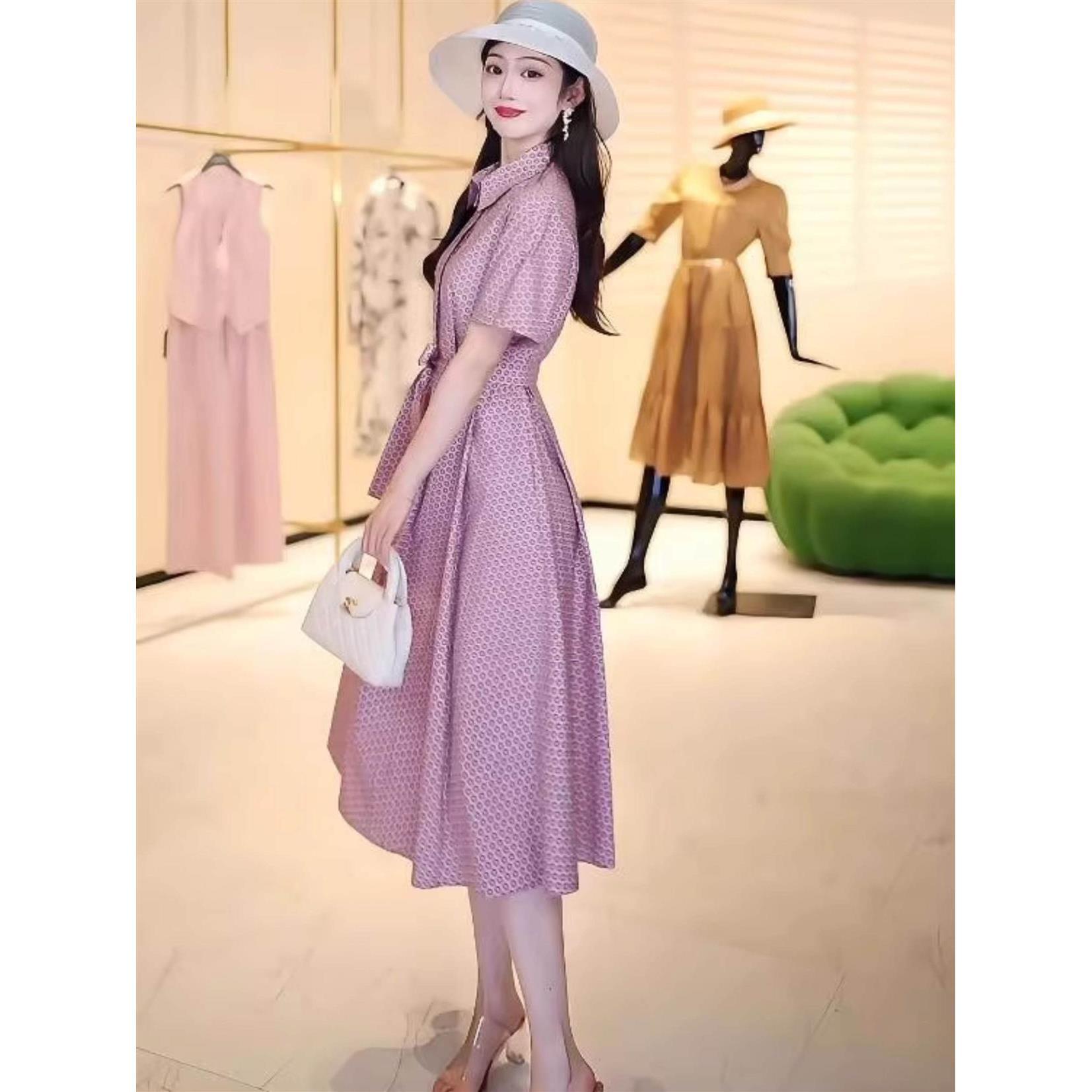 Đầm chấm bi tay ngắn kiểu Pháp cổ vuông eo thắt — bột hoa hồng pha lê chi tiết 1