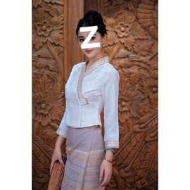 半身裙;女式针织衫;女式T恤